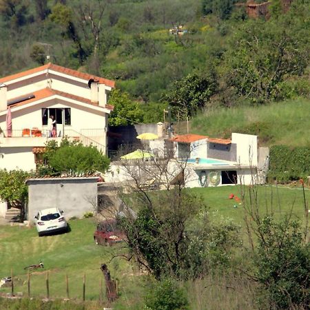 Retiro Na Natureza Casa Com Piscina Digueifel Εξωτερικό φωτογραφία